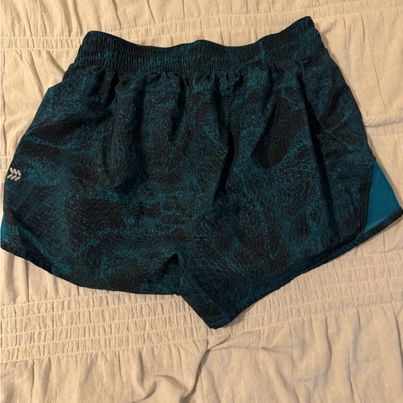 All In Motion Shorts - Picture 2 of 3